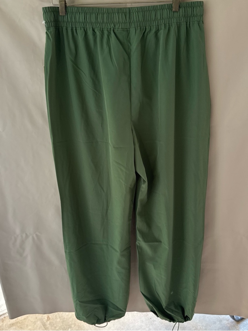 Women’s Olive Green Drawstring Cargo Pants - Picture 2 of 5
